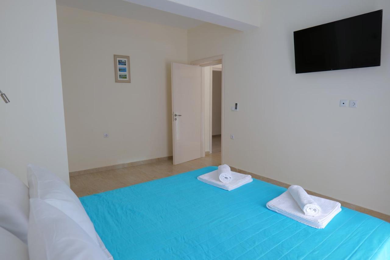 Sunny Holiday Sarande Exterior photo